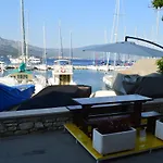 Castello Rezidence 2 *