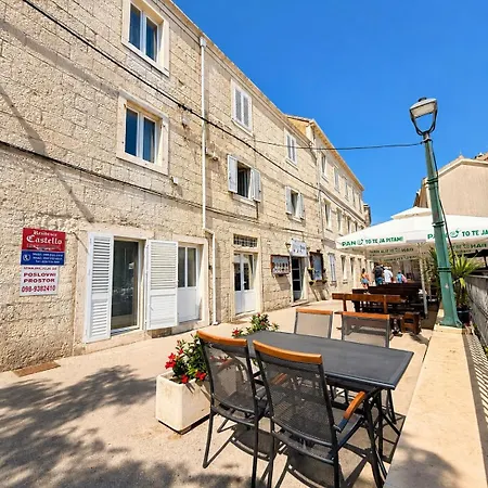 Apartamento Castello Rezidence 2 *