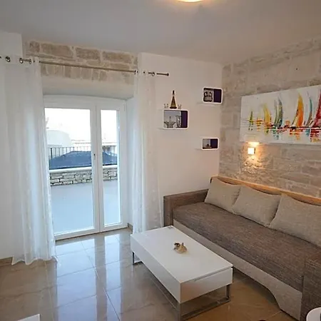 Castello Rezidence 2 *