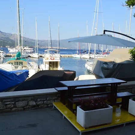 Castello Rezidence 2 *