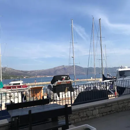 Castello Rezidence 2 *