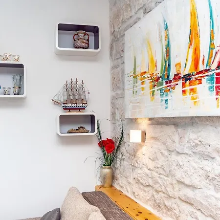 Castello Rezidence 2 *