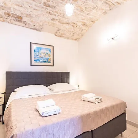 Lejlighed Castello Rezidence 2 *